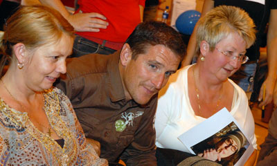 Iolo with learners