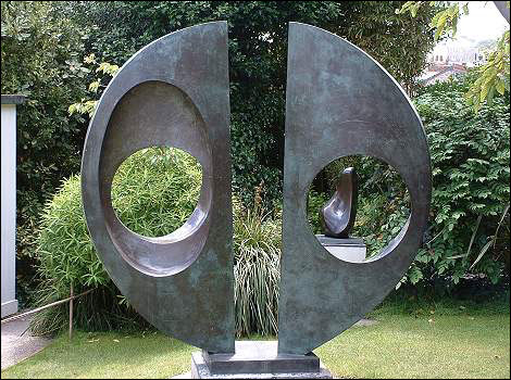 St Ives, Barbara Hepworth