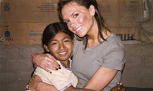 Victoria Beckham meets Dinah in Peru