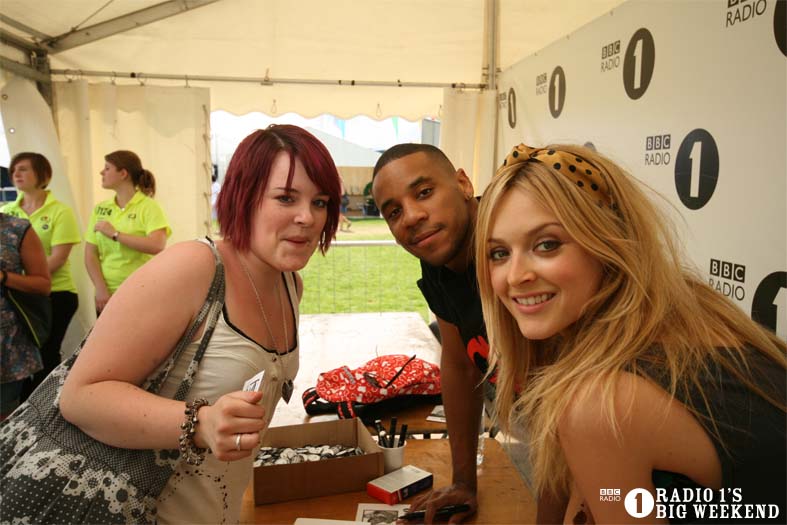 Signing sessions with Fearne and Reggie