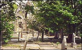 church ruins in heptonstall graveyard