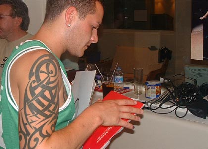 Radio 1 Ibiza Weekend 2004 - Cafe Mambo studio pictures

