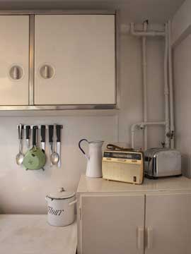 A detail of the kitchen in 2007, photo by Steve Gorton © The Henry Moore Foundation. This image must not be reproduced or altered without prior consent from the Henry Moore Foundation.