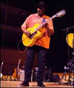 Taj Mahal (photo: Elly Roberts)