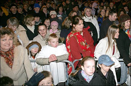 Crowd at Swadlincote lights switch-on