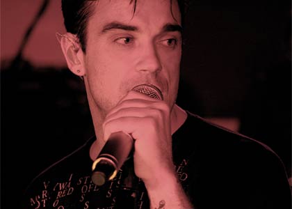 Robbie Williams live at his rehearsal rooms