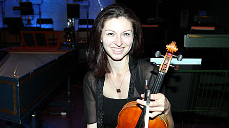 Laura Sinnerton