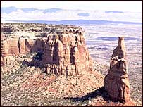 Picture: The Monument in the Colorado National Monument Park