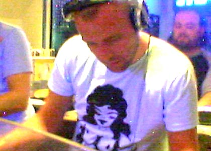 Pete Tong's Phone Pix from Cafe Mambo - 23rd July 2004

