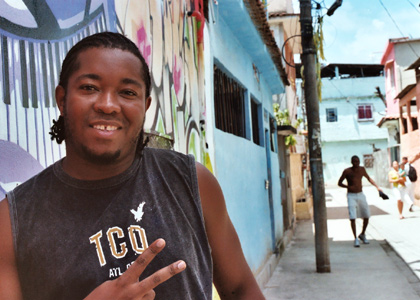 LG Afroreggae Vocalist