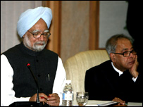 मनमोहन सिंह और प्रणव मुखर्जी