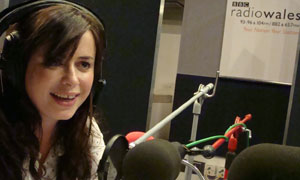 Eve Myles gets set for Calzaghe Fight Night on Radio Wales