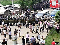 Nông dân Trung Quốc biểu tình