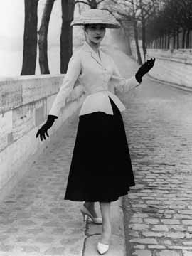 The ‘Bar Suit’ by Dior, Spring/Summer 1947 Collection, the ‘Carolle line’. © Association Willy Maywald/ADAGP, Paris and DACS, London 2007.