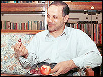 اکبر گنجی