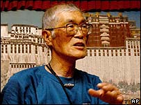 Professor aposentado Katsusuke Yanagisawa
