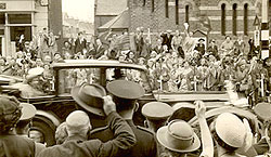 Royals flash by in 1953