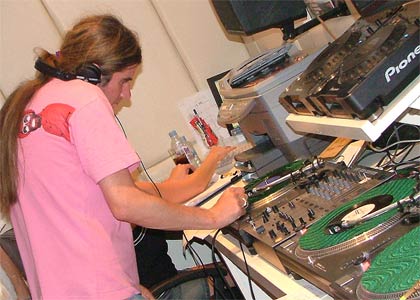 Radio 1 Ibiza Weekend 2004 - Cafe Mambo studio pictures

