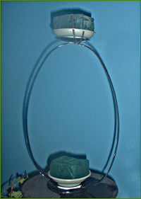 Circular display holder