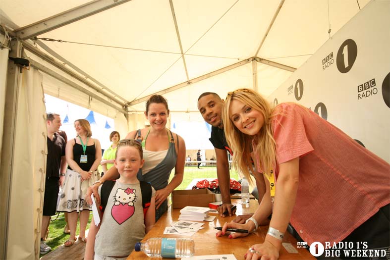 Signing sessions with Fearne and Reggie