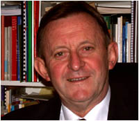 Dónall óRiagain