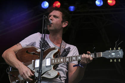 Cherry Ghost onstage at Summer Sundae