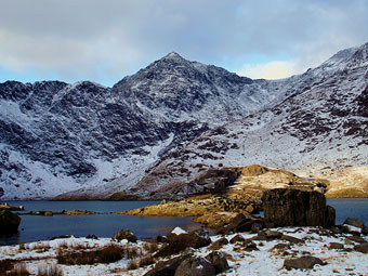 Wyddfa o Lyn Llydaw