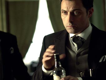 Petruchio (Rufus Sewell)