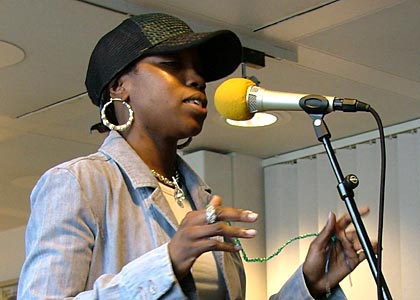 Hub Session: Estelle
