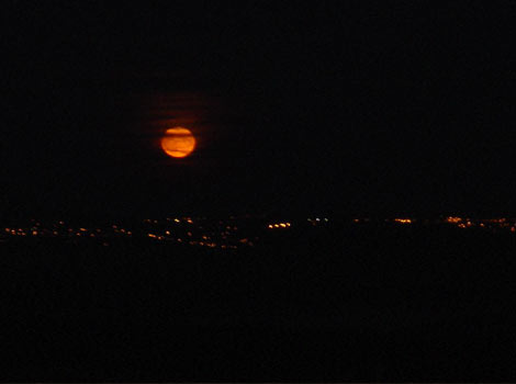 Full Moon Rising