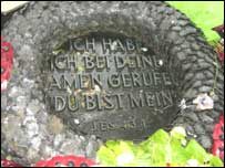 Bronze wreath Langemarck German Cemetery