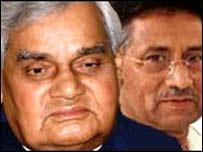 भारत के प्रधानमंत्री वाजपेयी और पाकिस्तान के राष्ट्रपति परवेज़ मुशर्रफ़