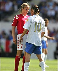 Francesco Totti (10) e Christian Poulsen