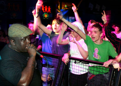 MC IC3 & crowd MC IC3 & crowd