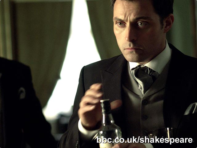 Petruchio (Rufus Sewell)