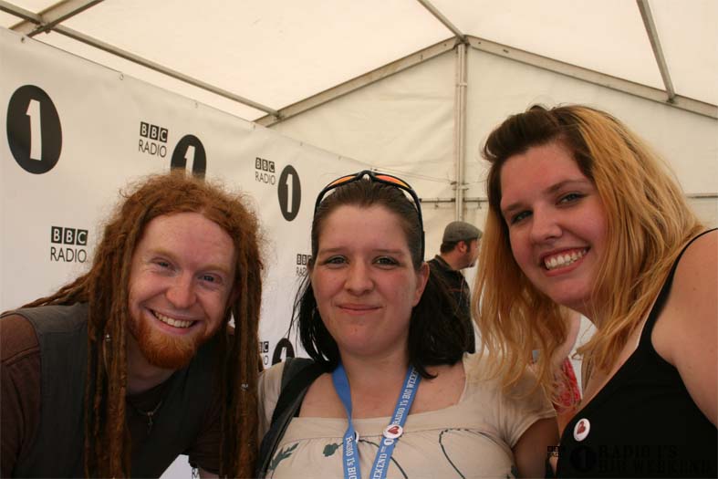 Newton Faulkner in the signing tent
