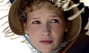 Joanna Page plays Marion Chumley