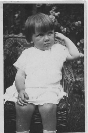 Joyce Collett as a child in Oxfordshire