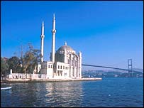 İstanbul'da Ortaköy Camii