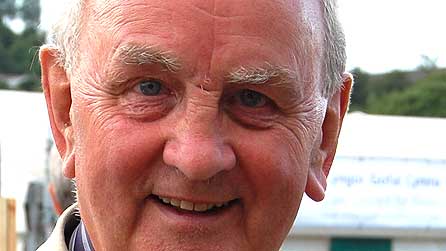 R Alun Evans