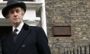 Jonathan Pryce in Sherlock Holmes And The Baker Street Irregulars