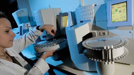 Gas Chromatography Mass Spectrometer at Cardiff University School of Engineering Gas Chromatography Mass Spectrometer at Cardiff University School of Engineering