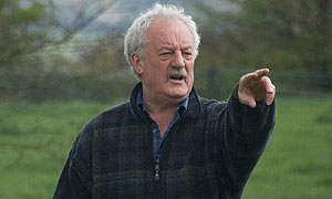 Bernard Hill as George Crosby