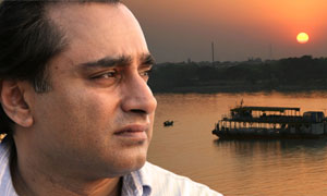 Sanjeev Bhaskar in India