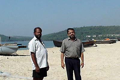 Agnelo Rodriguez  and  Matanhy Saldanha on the fishing beach at Valsao
