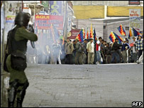 multidão em La Paz