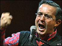 Presidente colombiano, Alvaro Uribe