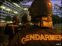 Policiais franceses