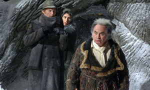 Mark gatiss, Lee Ingleby and Bob Hoskins in The Wind in the Willows
