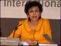 Bà Irene Khan tại họp báo ở Luân Đôn sáng 23.05.2007